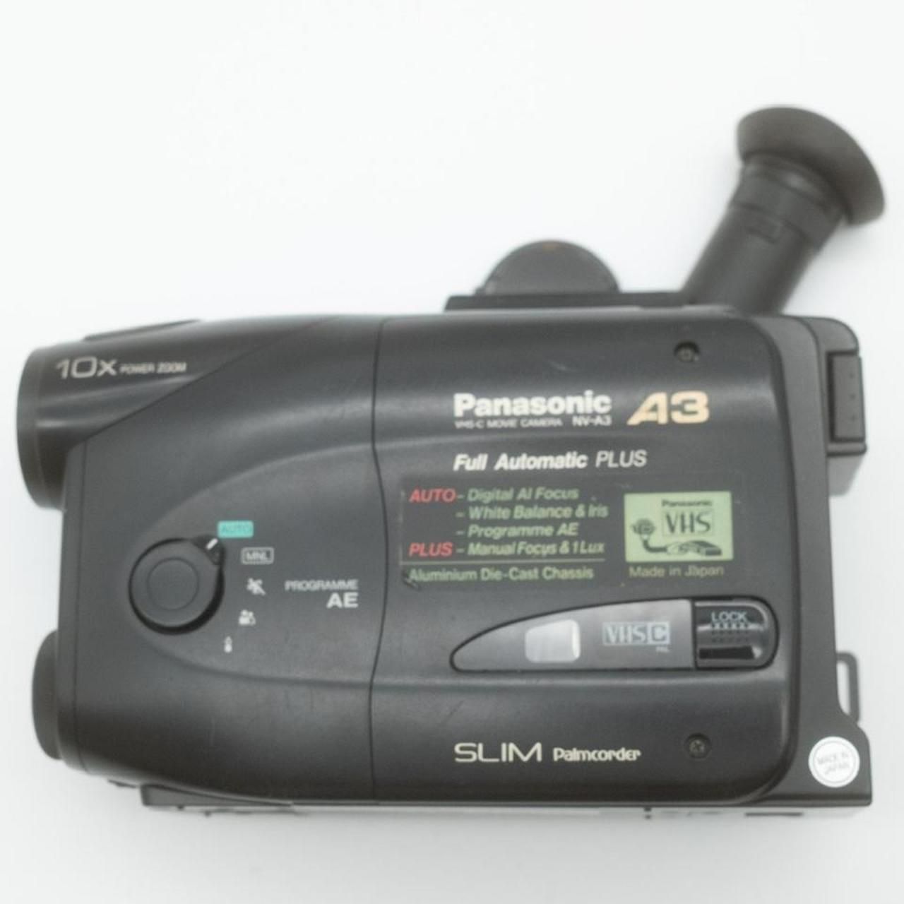 Panasonic A3 camcorder - UNTESTED <BR> sold purely for interior design<BR> DO NOT ASK IF IT WORKS - Image 6