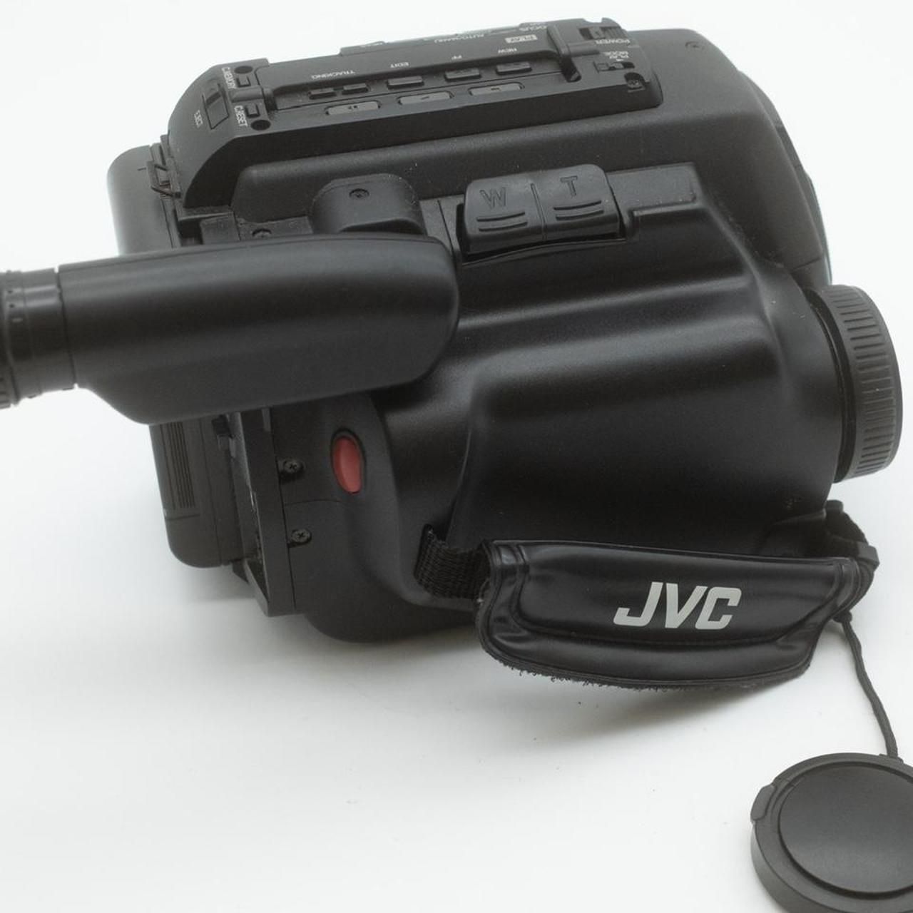 JVC camcorder - UNTESTED - sold purely for interior design - DO NOT ASK IF IT WORKS - this is sold a - Image 3