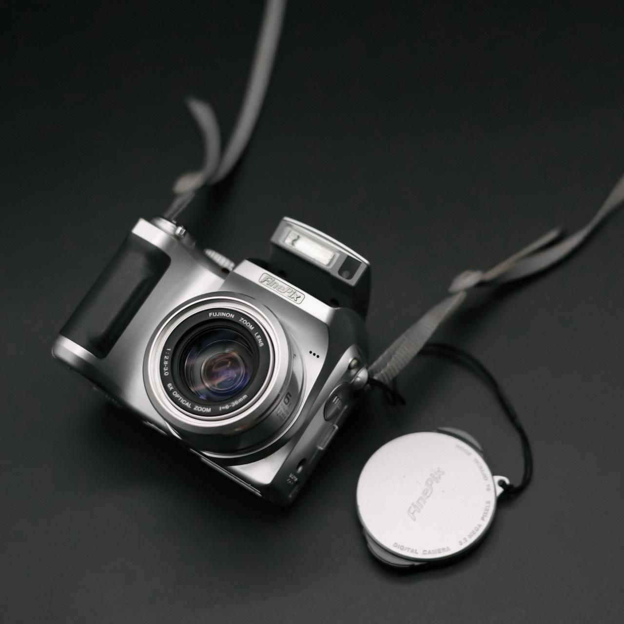 Camera: Fujifilm FinePix S304