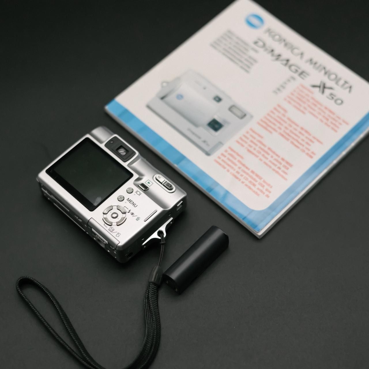 Camera: Konica DIMAGE X50 - Image 3