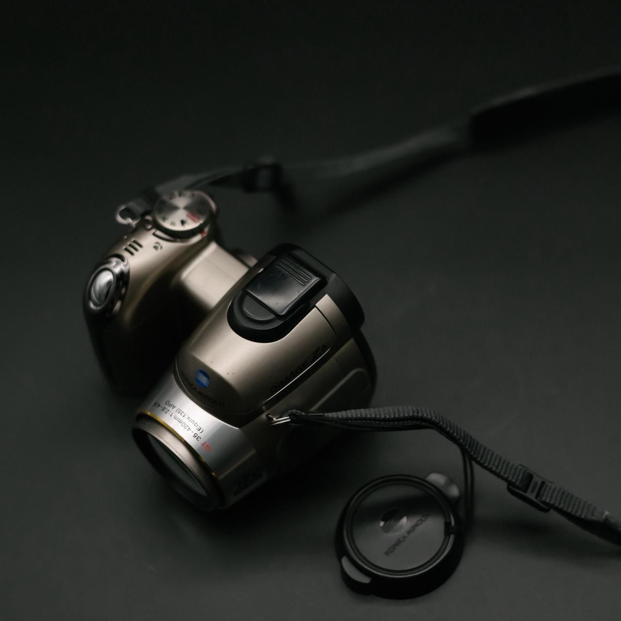 Camera: Minolta Dimage Z6 - Image 2