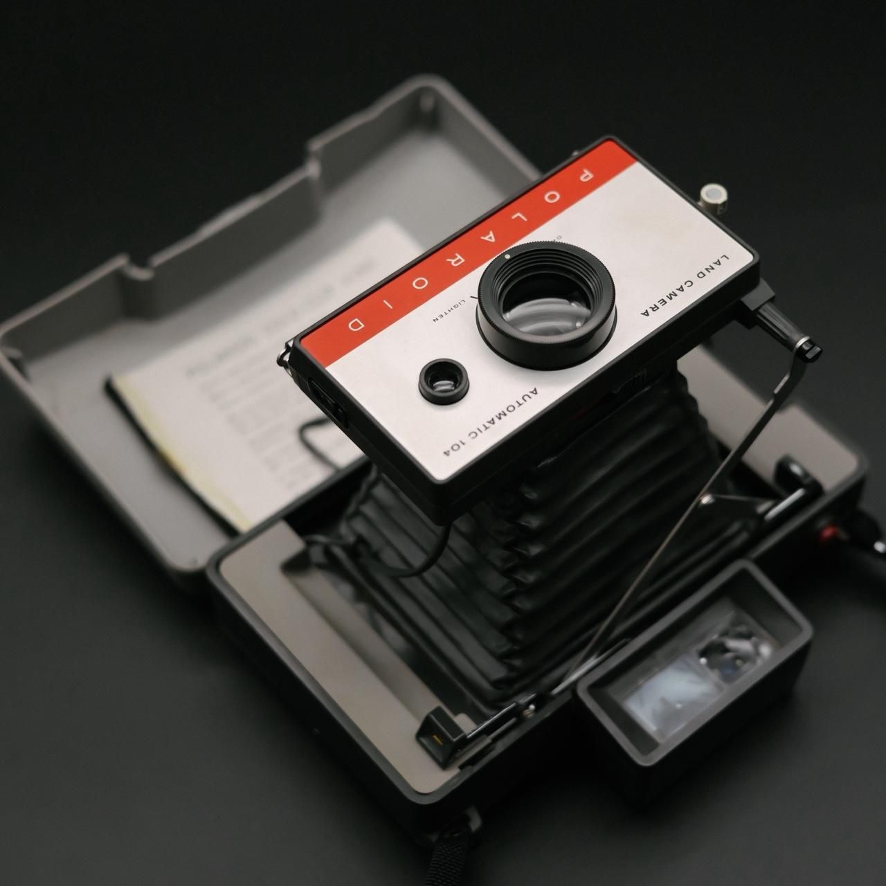 Polaroid 104 - UNTESTED - sold purely for interior design - DO NOT ASK IF IT WORKS - this is sold as - Image 2