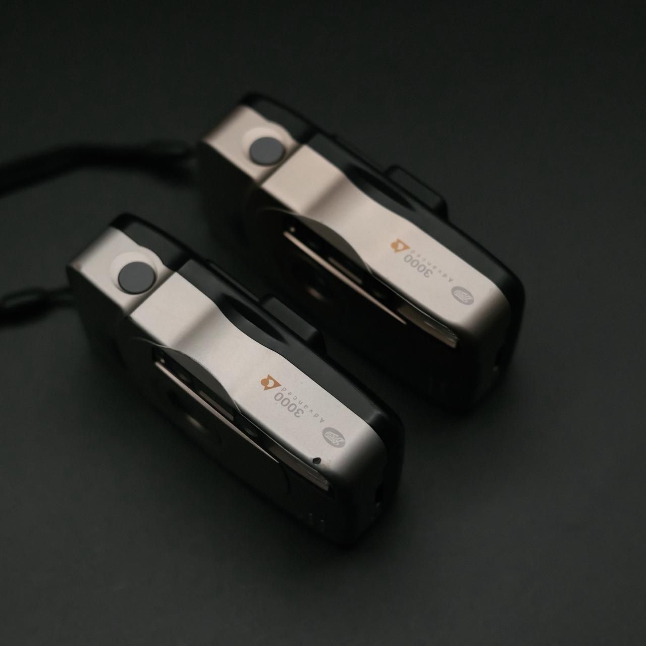 MEGA DEAL: 2 cameras for the price of 1 - Image 3