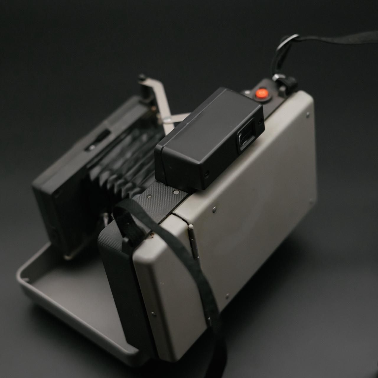 Polaroid 210 - UNTESTED - sold purely for interior design - DO NOT ASK IF IT WORKS - this is sold as - Image 3